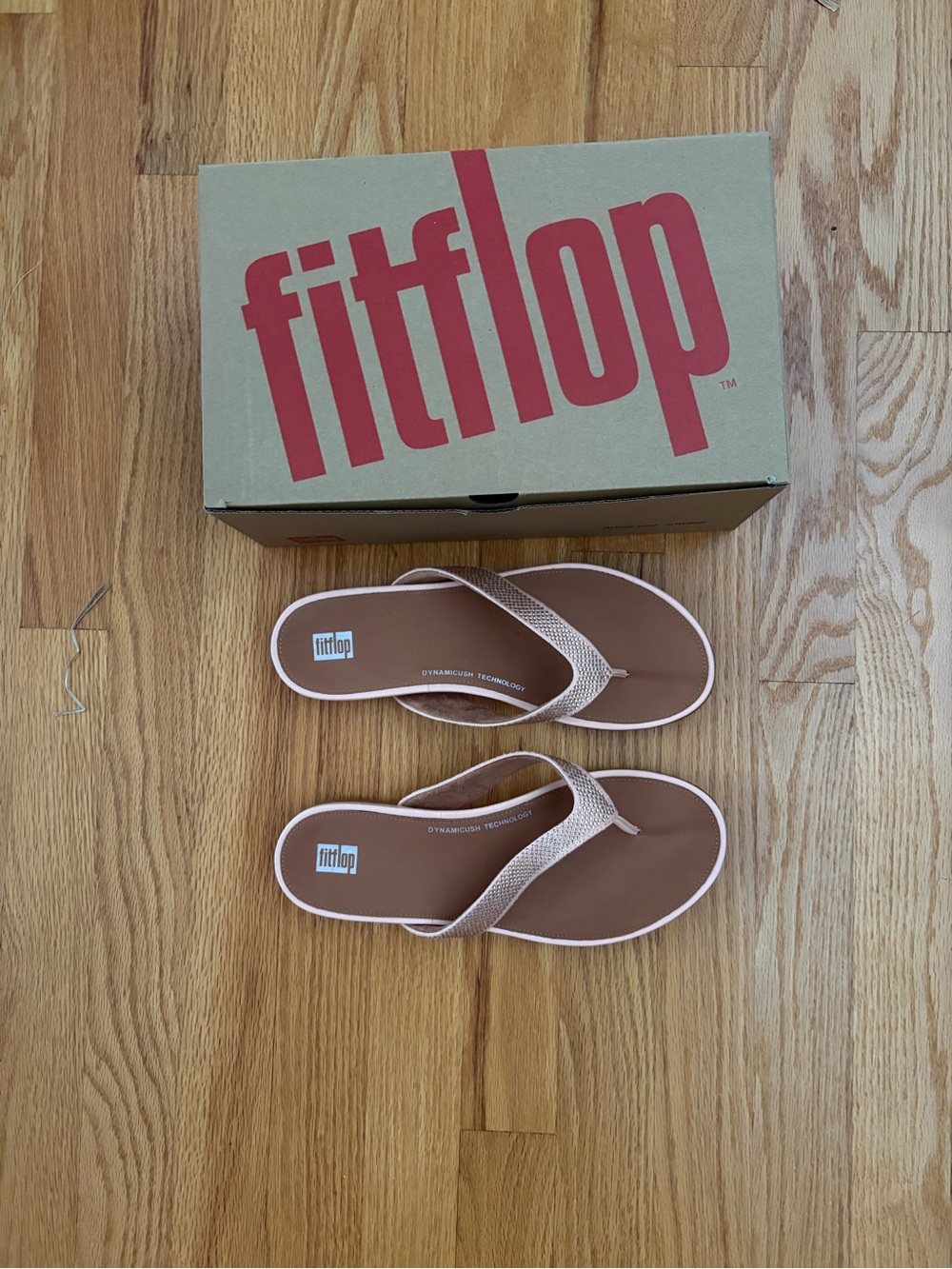 FitFlop Women's Rose Metallic Thong Sandals